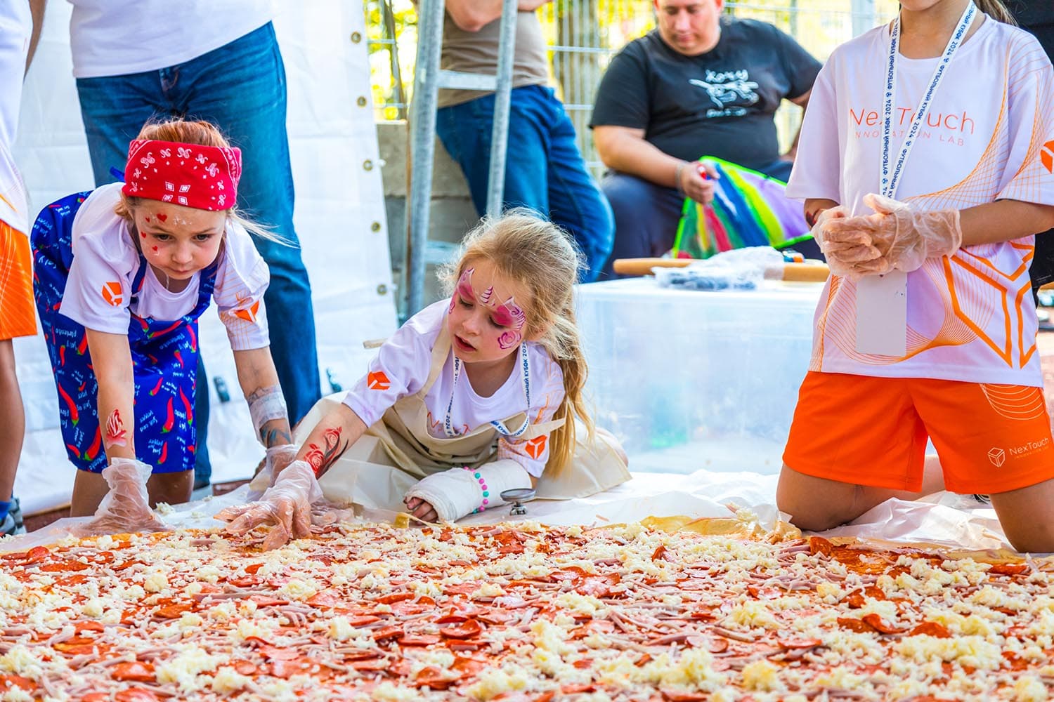 Приготовление блюда-гиганта для Книги рекордов